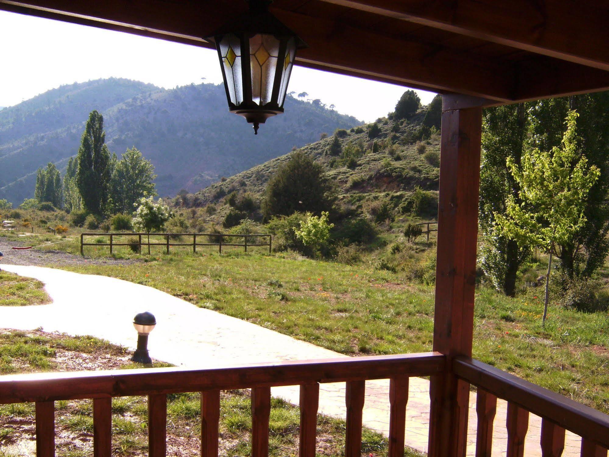 Cabanas De Javalambre Camarena de la Sierra Eksteriør billede