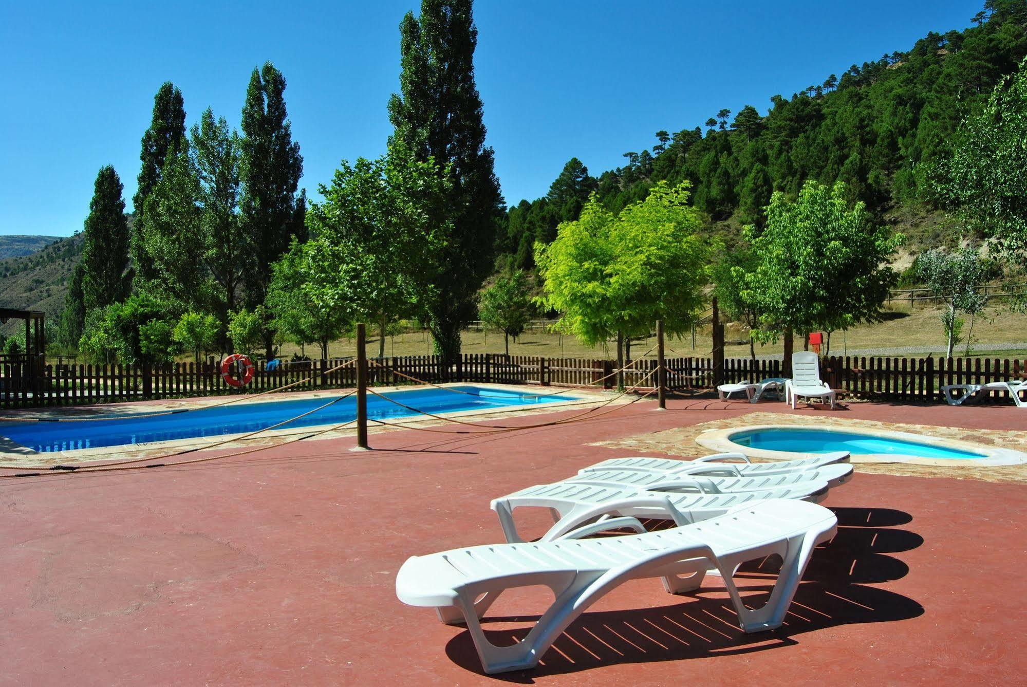 Cabanas De Javalambre Camarena de la Sierra Eksteriør billede